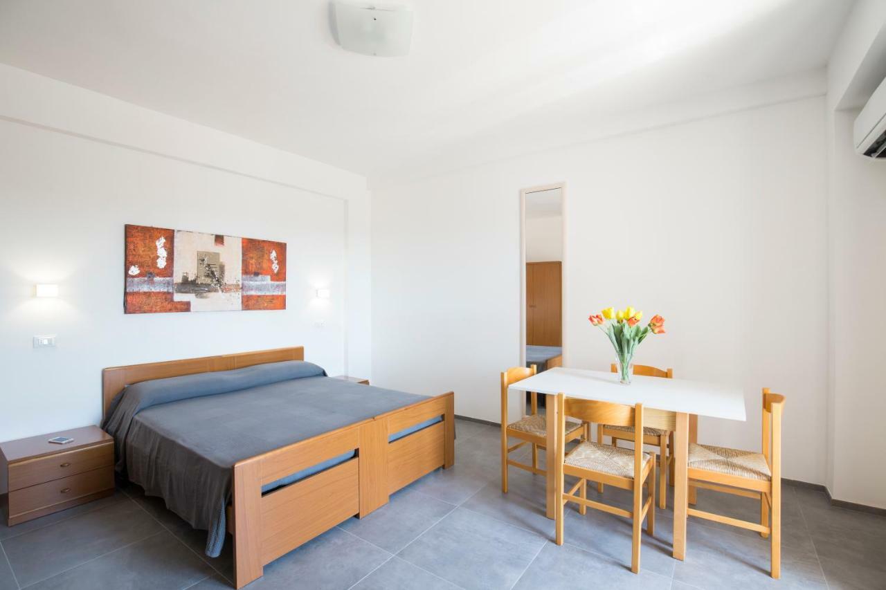 Svevo Sea House Aparthotel Vieste Exterior photo